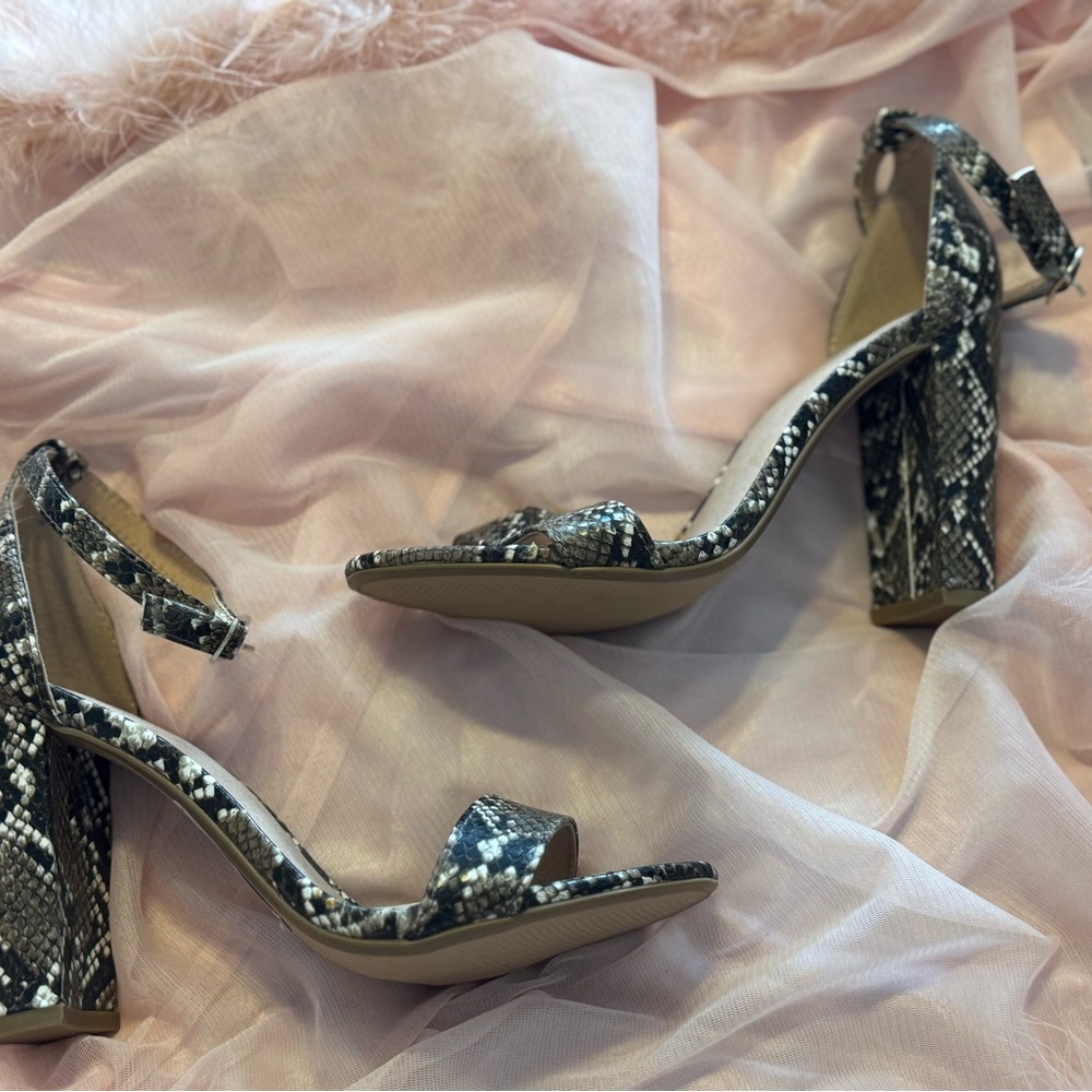 Charlotte Russe Snakeskin Patterned Women's Heels